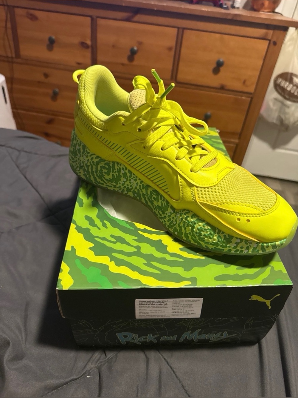 PUMA RS-X Rick and Morty Safety Yellow Sneakers Men’s Size 11  Rare